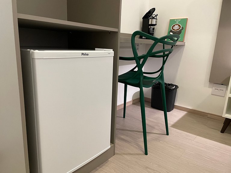 Suíte Tranquila e Funcional para Dois