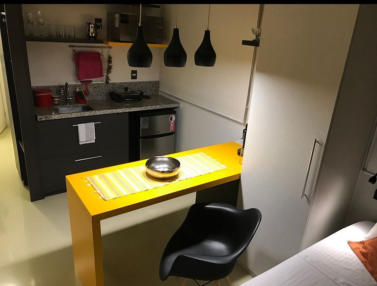 Apto Studio 501 mobiliado com linda vista