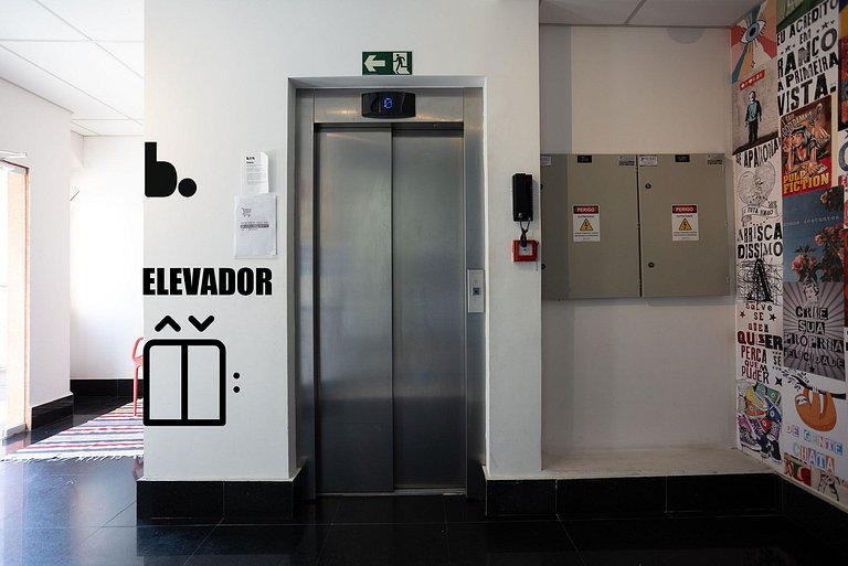 Suíte Tranquila e Funcional para Dois