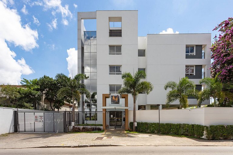 Studio c/ garagem – 1 ou 2 pessoas