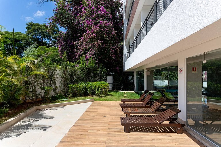 Studio c/ garagem – 1 ou 2 pessoas