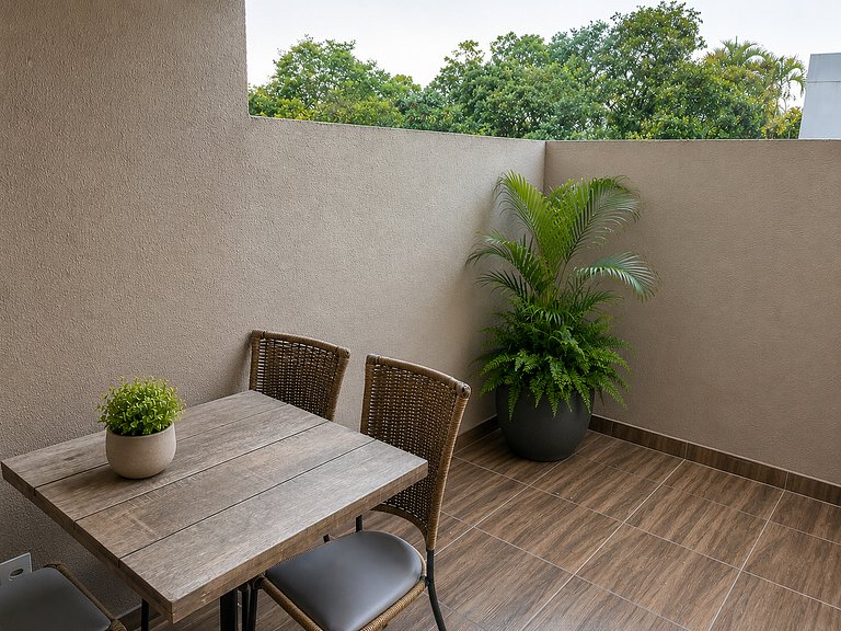 Studio na Granja Viana | Cotia | Garagem e Piscina