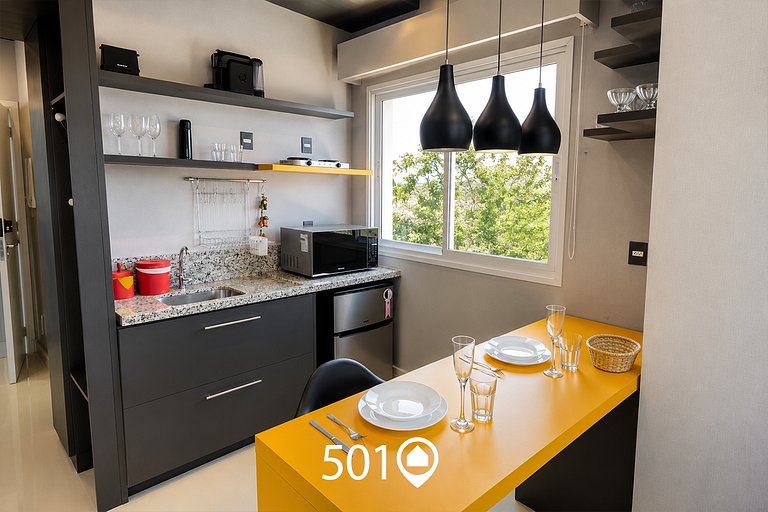 Studio na Granja Viana | Cotia | Garagem e Piscina