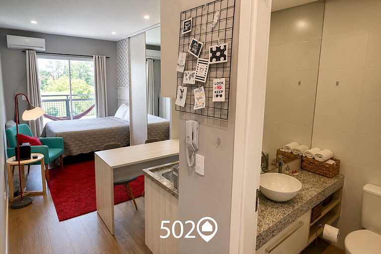 Studio na Granja Viana | Cotia | Garagem e Piscina