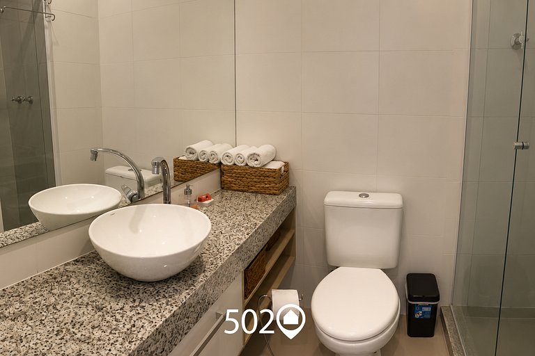 Studio na Granja Viana | Cotia | Garagem e Piscina
